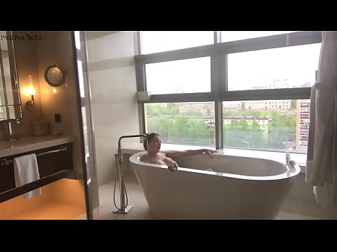 ❤️ Milžiniškas kūdikis aistringai masturbuoja savo putę vonios kambaryje ❤️  Seksas prie porno lt.justindianpornx.ru